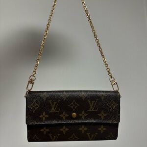 Authentic Louis Vuitton Wallet on Chain Monogram